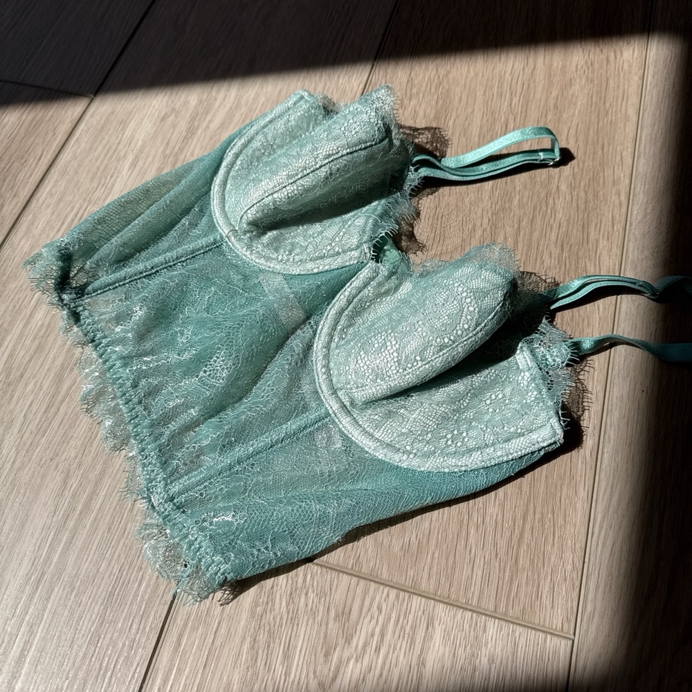 Lace Bralette in Mint Green
